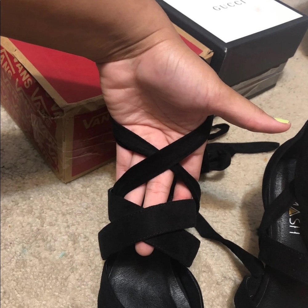 Heels - Picture 4 of 5